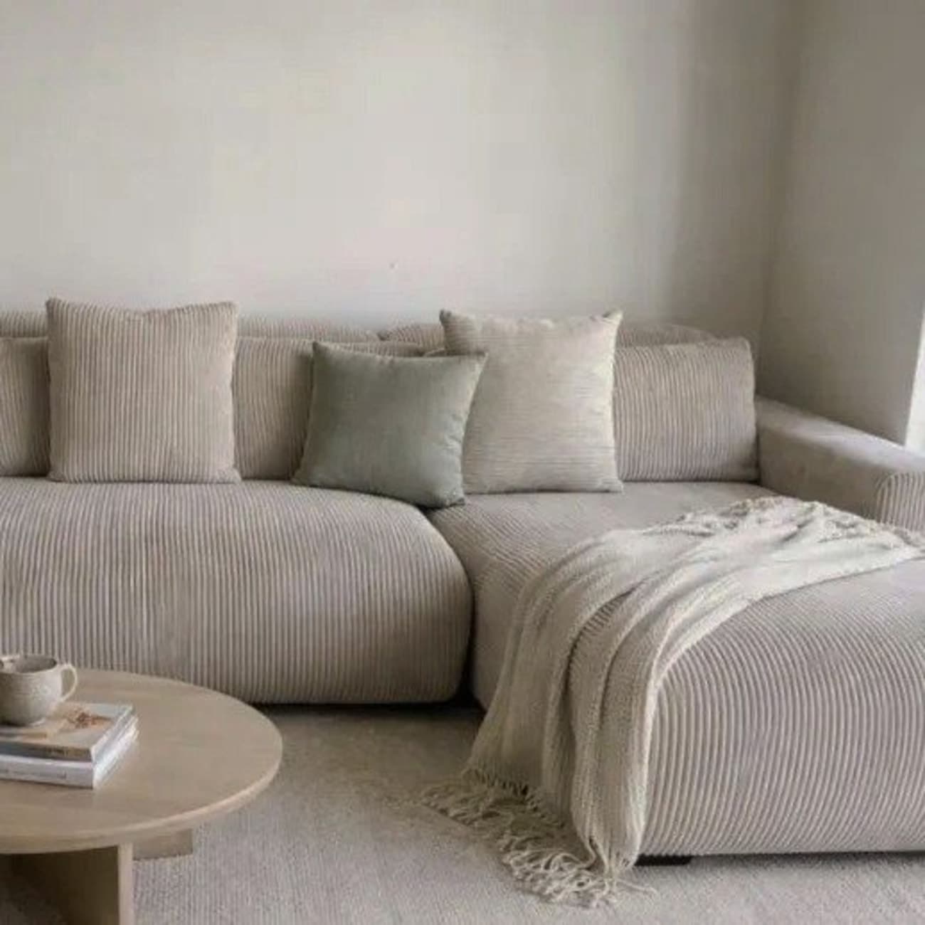 Image of the product Candy Right Corner Chaise, 241 cm